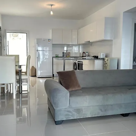 Myguest Rufus 13, Amazing Luxury Pool View Spacious 2-Bedroom Apartment Agios Georgios  Exterior photo