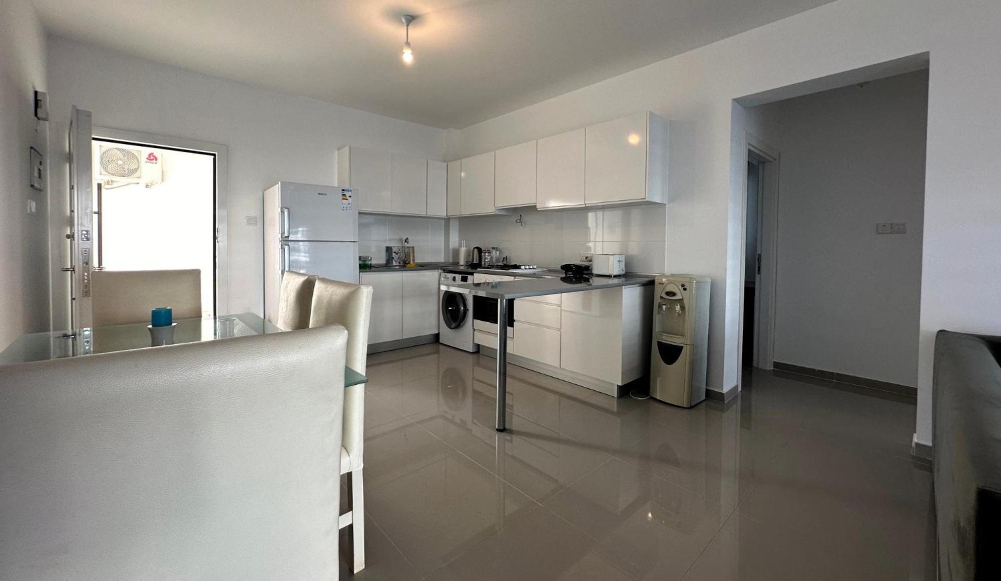 Myguest Rufus 13, Amazing Luxury Pool View Spacious 2-bedroom Apartment