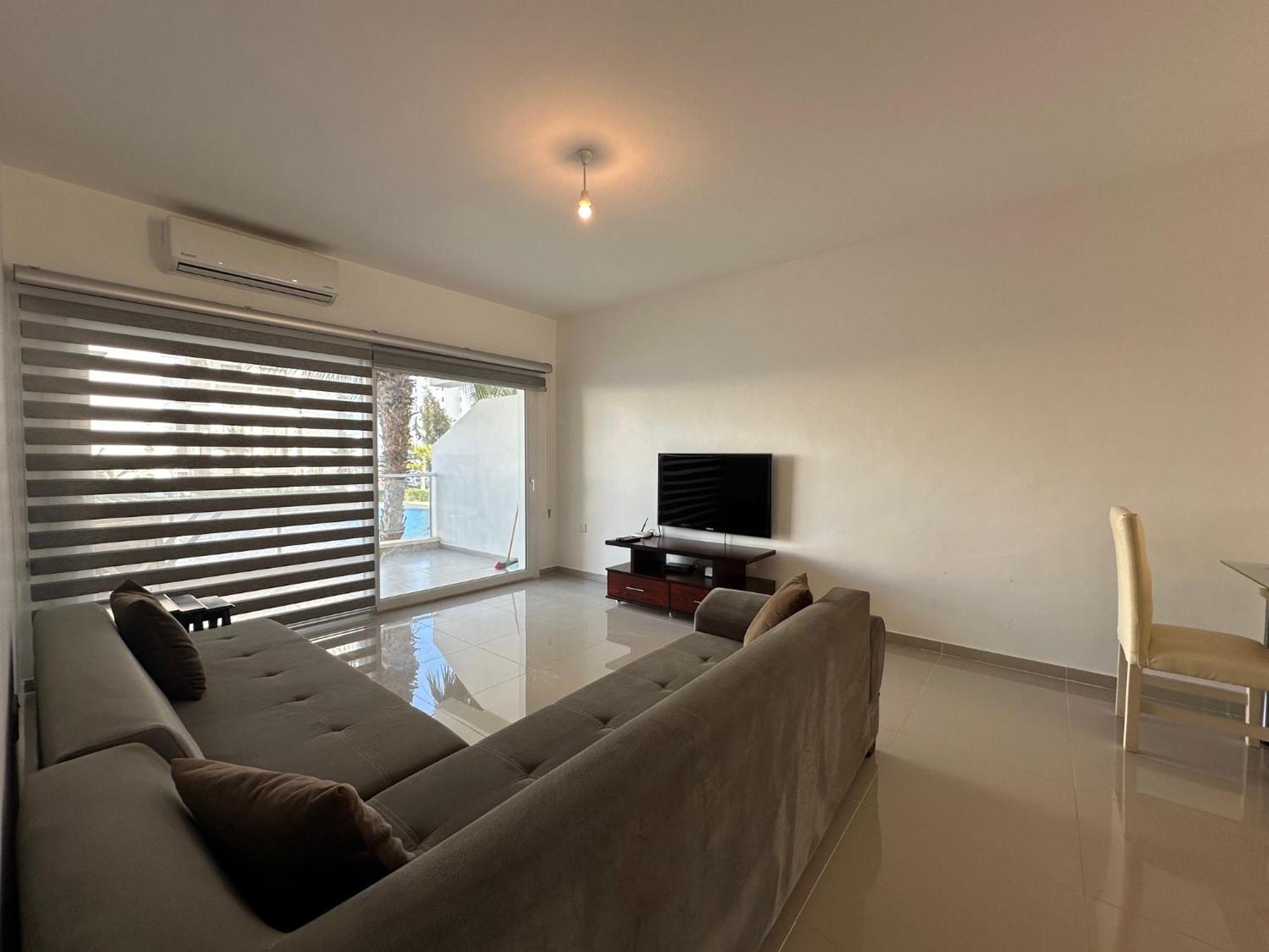 Myguest Rufus 13, Amazing Luxury Pool View Spacious 2-bedroom