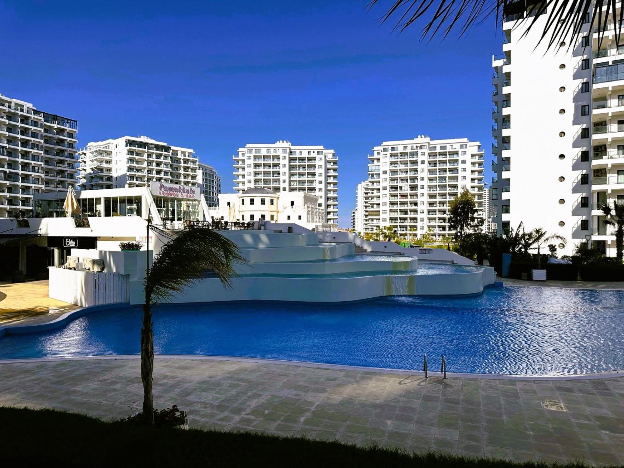 Myguest Rufus 13, Amazing Luxury Pool View Spacious 2-bedroom *